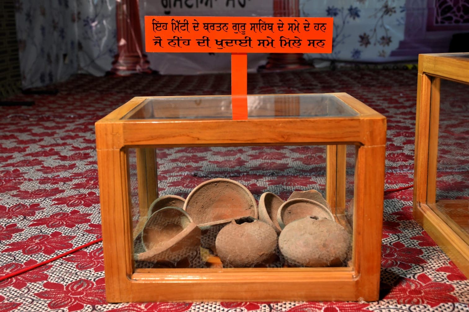 ਖੁਦਾਈ ਦੌਰਾਨ ਮਿਲੇ ਇਤਿਹਾਸਕ ਮਿੱਟੀ ਦੇ ਬਰਤਨ
